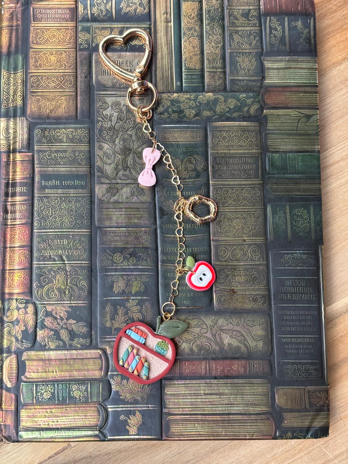 apple bookshelf (large)
